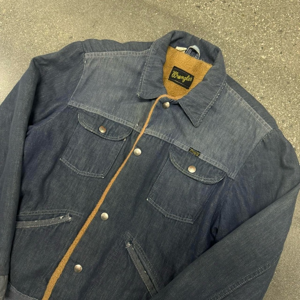 Wrangler Vintage 70s Sherpa lined trucker style jacket size 40